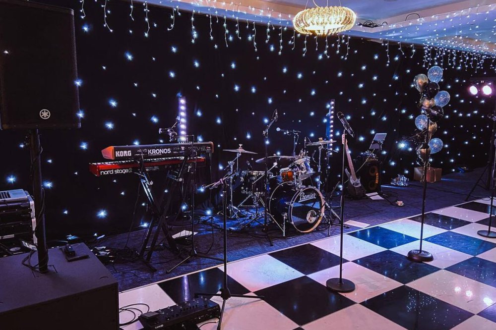 Systèmes de Sonorisation pour Événements Live et Groupes