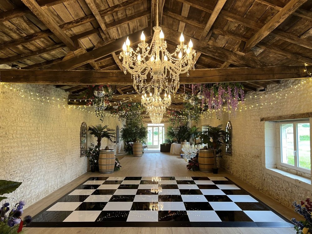 Black & White Checkered Floors