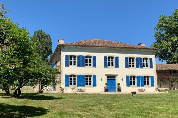 Rustic French Wedding Retreat in the Chalosse Region