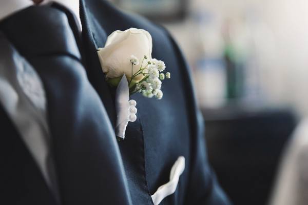 What Are Some of the French Wedding Traditions?